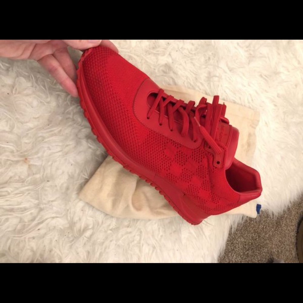Size 12US - Picture 3 of 4
